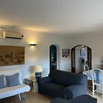 A11 - 800m Da Apartamento *
