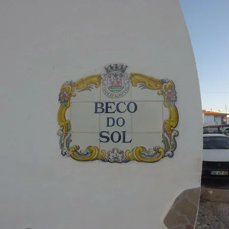 A11 - 800m Da アパート