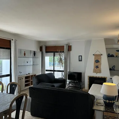 Apartamento A11 - 800m Da *